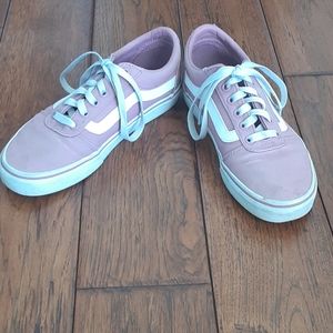 Womens Old School Vans Low Top